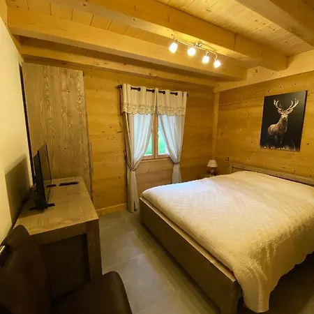 Luxe L'hibiscus Chalet