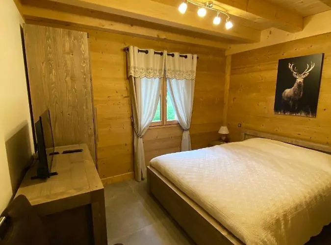 Luxe L'hibiscus Chalet